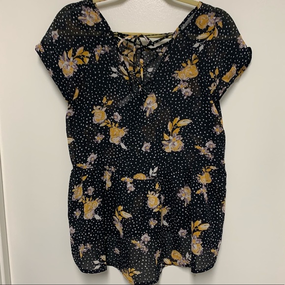 Xhilaration Floral and Polka Dot Blouse - Picture 6 of 11